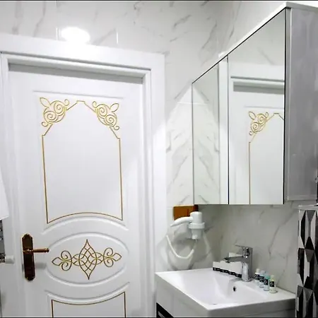 Avrasya Queen Hotel